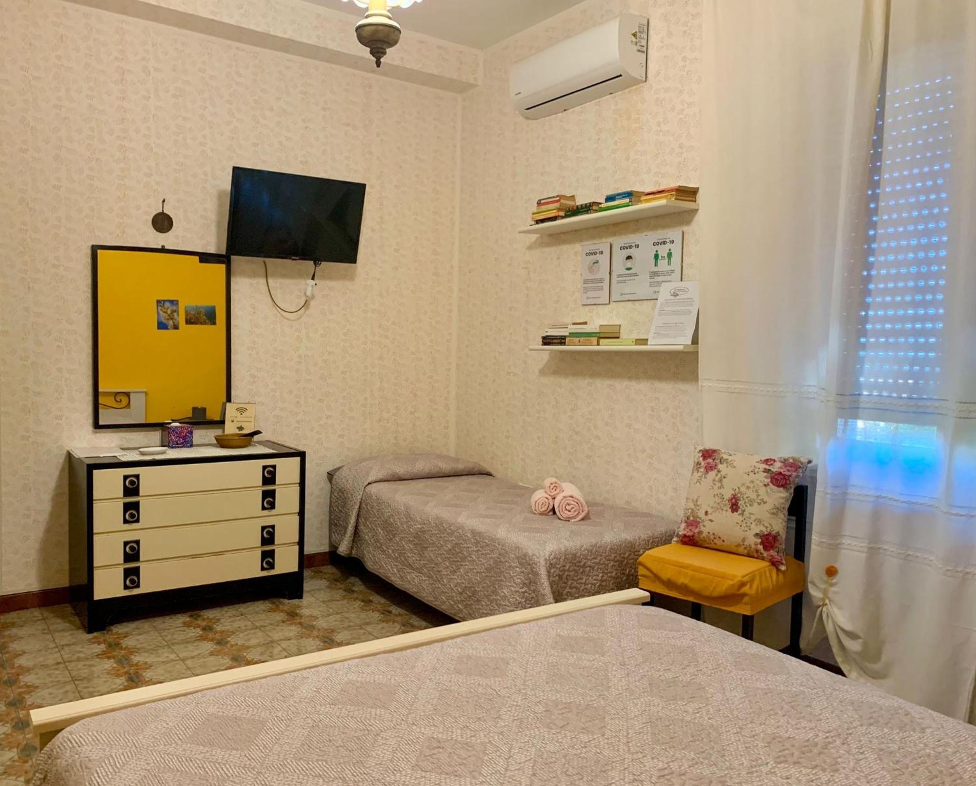 B & B Il Mirto 2 SantʼAntìoco 외부 사진